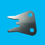 Metal fork-style transfer pallet for guiding bottle necks in packaging lines